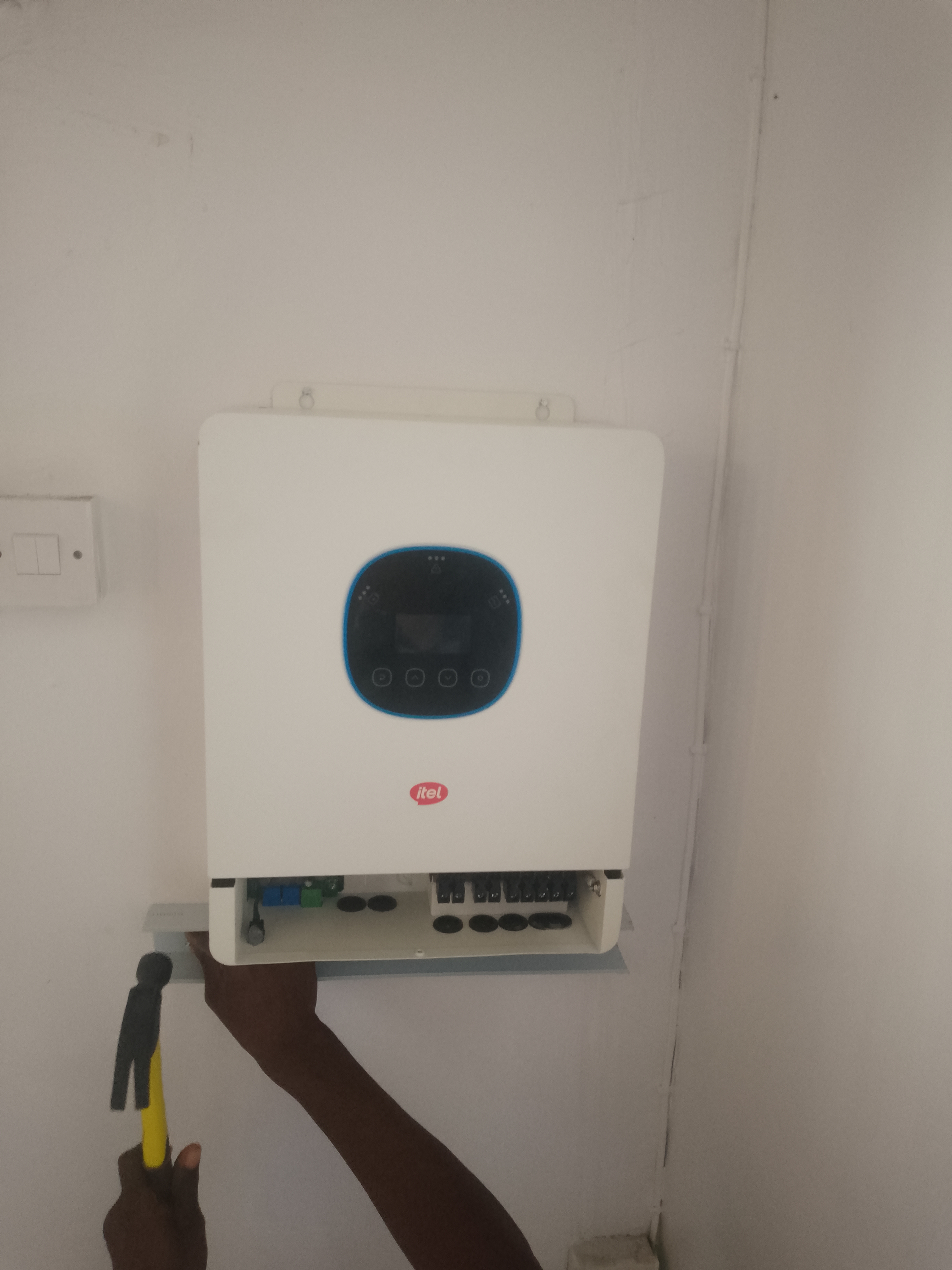 5kva itel inverter and 10khw battery